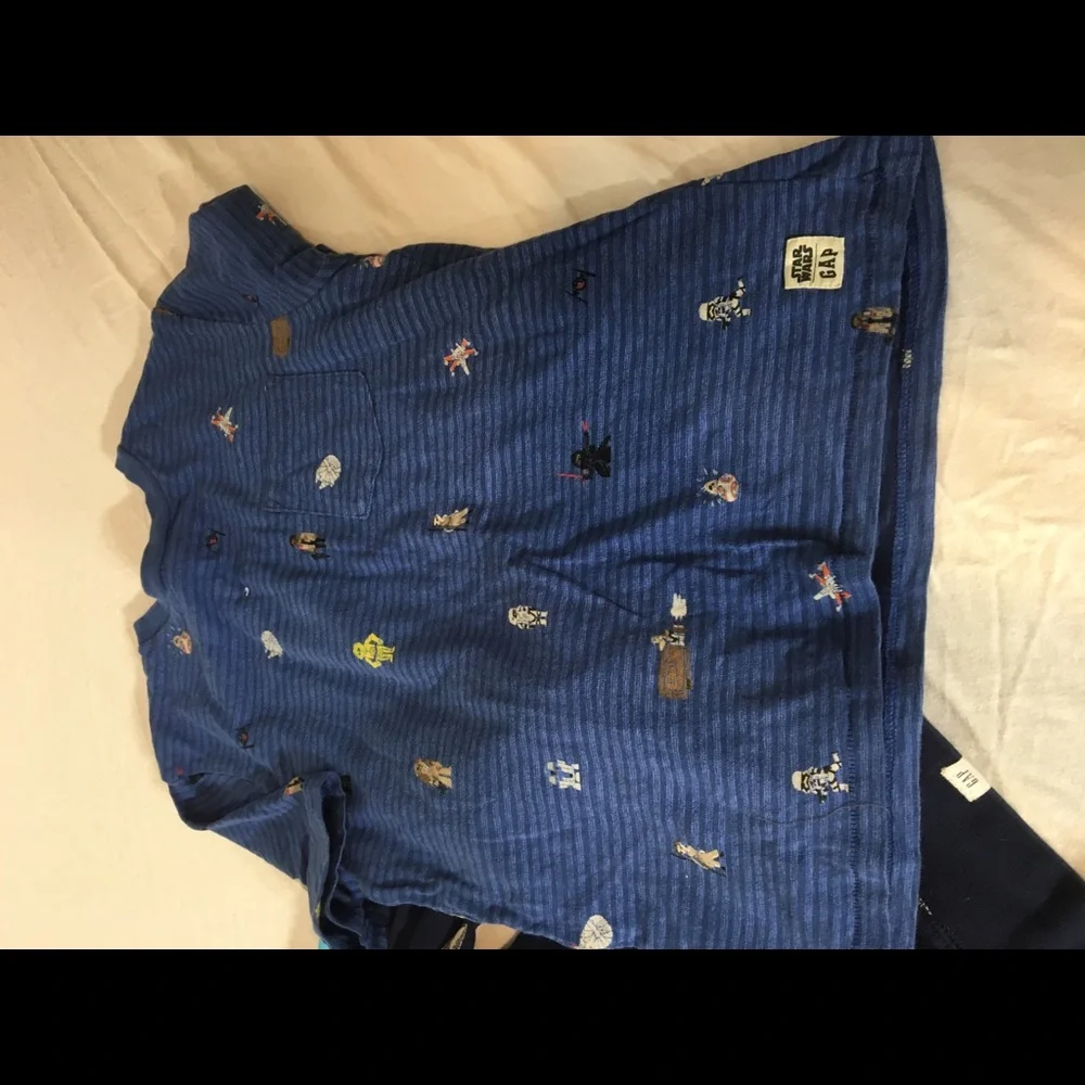 GAP Star Wars 3 tee’s, sweatshirt, pajamas used